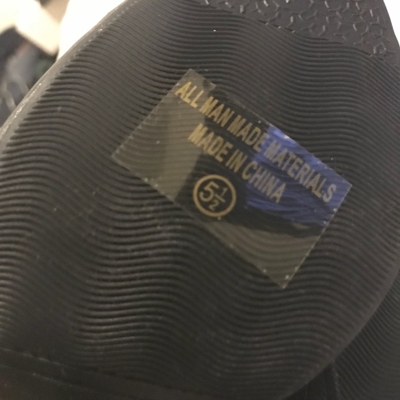 Caged lace up heels - Picture 3 of 3